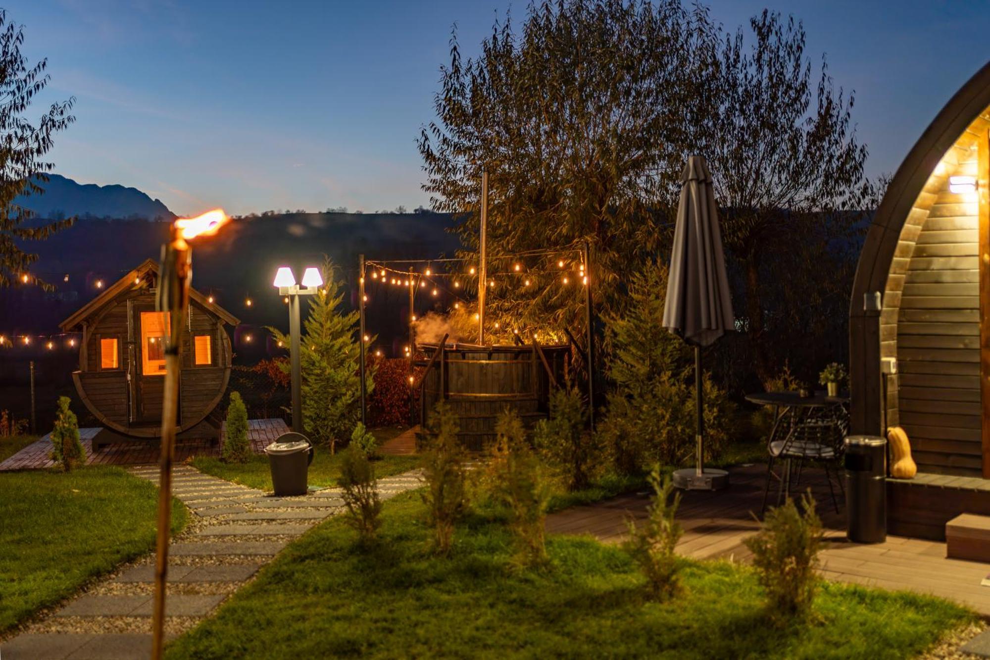 Glamp In Style Pods